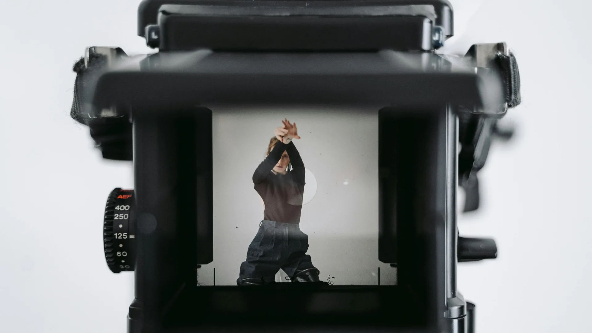 The True Cost Advantage: Why AI Outperforms Traditional Model Photography by 90%