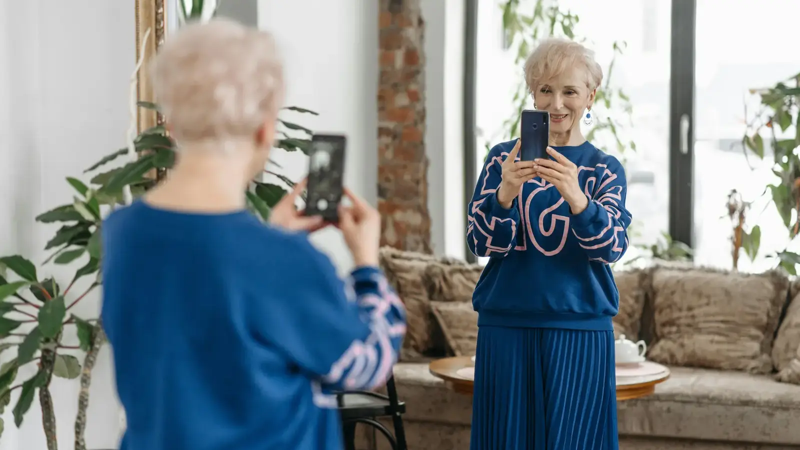 The Real ROI of Virtual Try-On for Small and Mid-Sized Brands