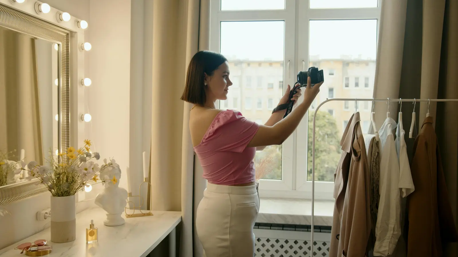 Casual selfie with realistic try-on result