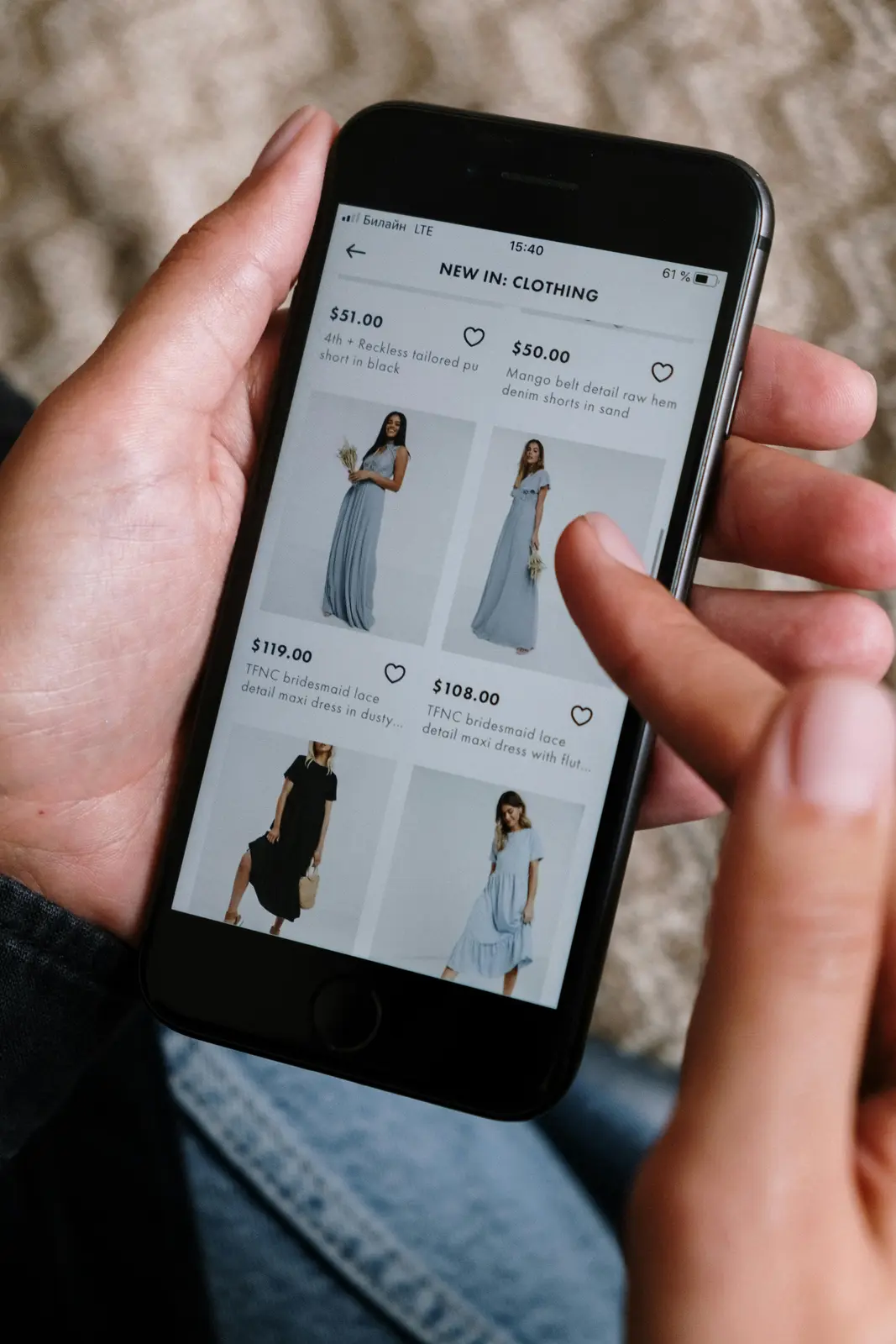 Mobile feed showing try-on content